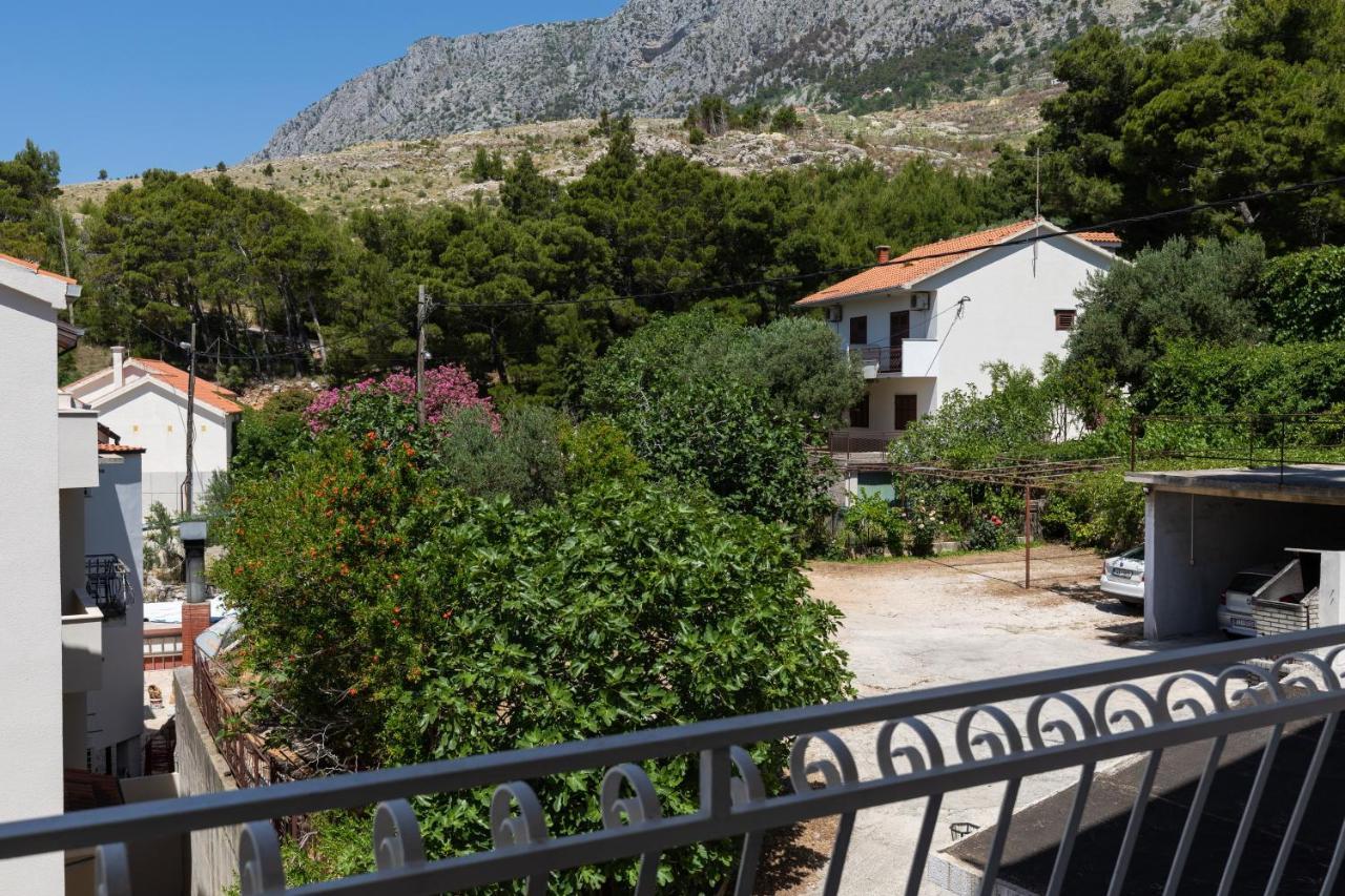 Apartments And Rooms By The Sea Lokva Rogoznica, Omis - 2973 Экстерьер фото