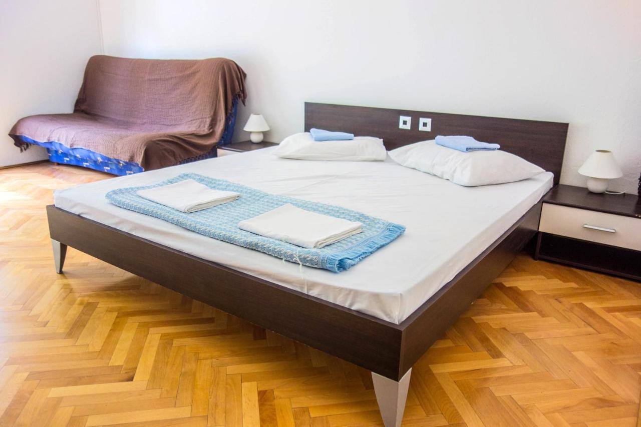 Apartments And Rooms By The Sea Lokva Rogoznica, Omis - 2973 Экстерьер фото