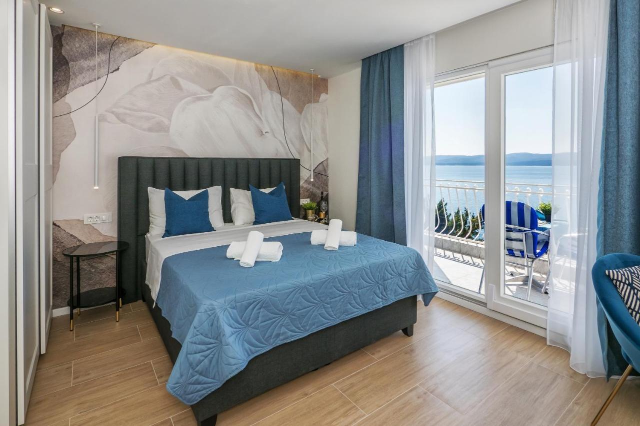 Apartments And Rooms By The Sea Lokva Rogoznica, Omis - 2973 Экстерьер фото